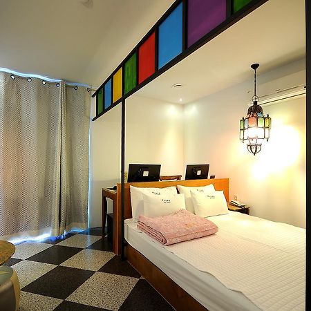 Hotel 1 Night 2 Days Jagalchi Busan Exterior photo